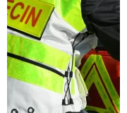 Gilet de Intervención Blanco STAFF ACCESS – Multi-bolsillos y Ajustabl