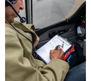Plancheta de vuelo CAVOK negra para tablets hasta 11"