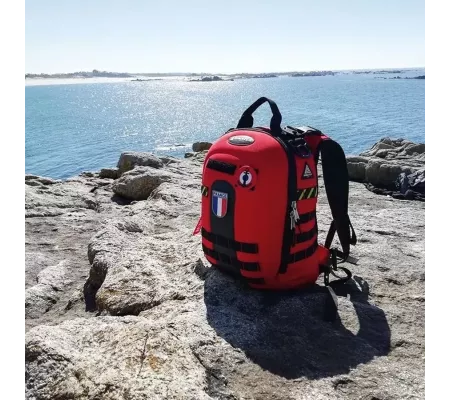 Mochila MATT Roja ligera y coqué termoformada
