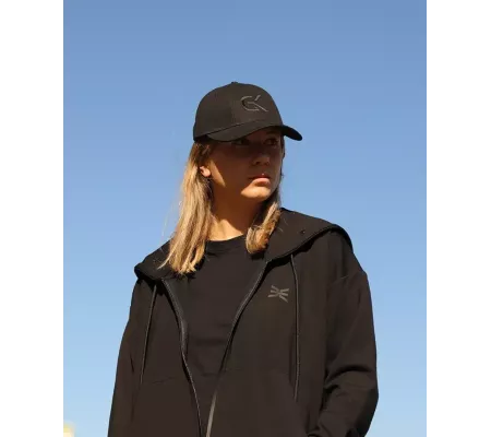 Gorra Negra GK Ajustable | Gorra Profesional Resistente