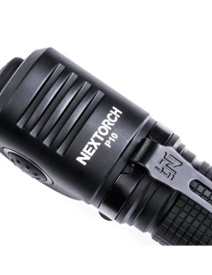 Linterna táctica de ángulo recto NEXTORCH P10 | Compacta, potente y versátil | XS Equipament